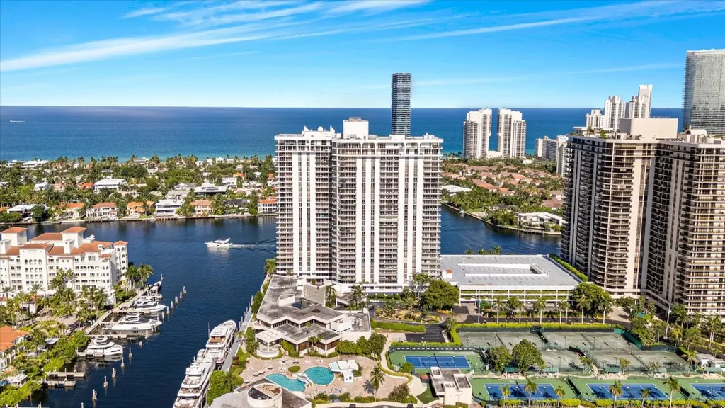 19707 Turnberry Way Aventura FL 33180