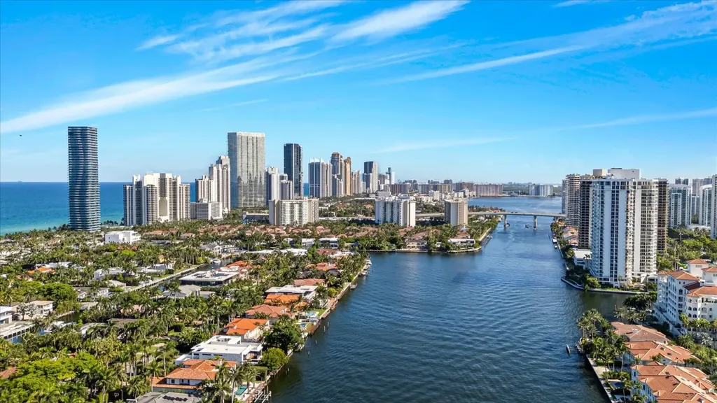 19707 Turnberry Way Aventura FL 33180