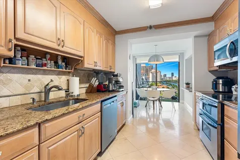 19707 Turnberry Way Aventura FL 33180