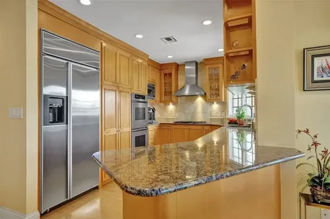 7 Saranac Road Sea Ranch Lakes FL 33308