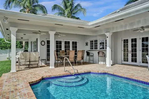 7 Saranac Road Sea Ranch Lakes FL 33308