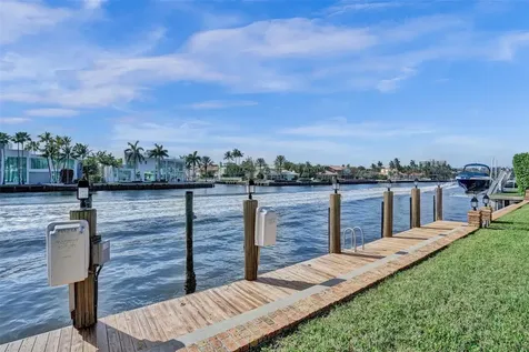 7 Saranac Road Sea Ranch Lakes FL 33308