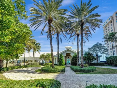 7 Saranac Road Sea Ranch Lakes FL 33308