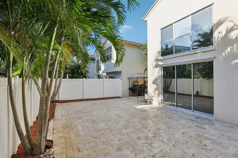 972 Azure Lane Weston FL 33326