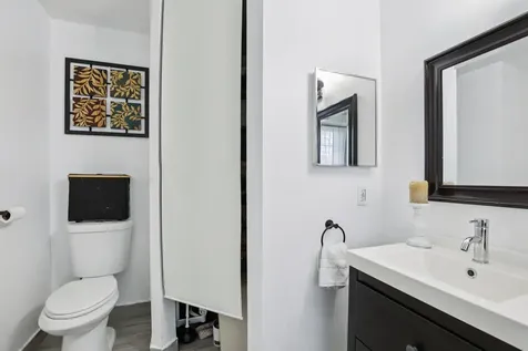 972 Azure Lane Weston FL 33326
