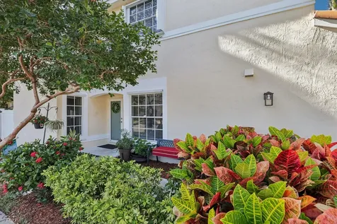 972 Azure Lane Weston FL 33326