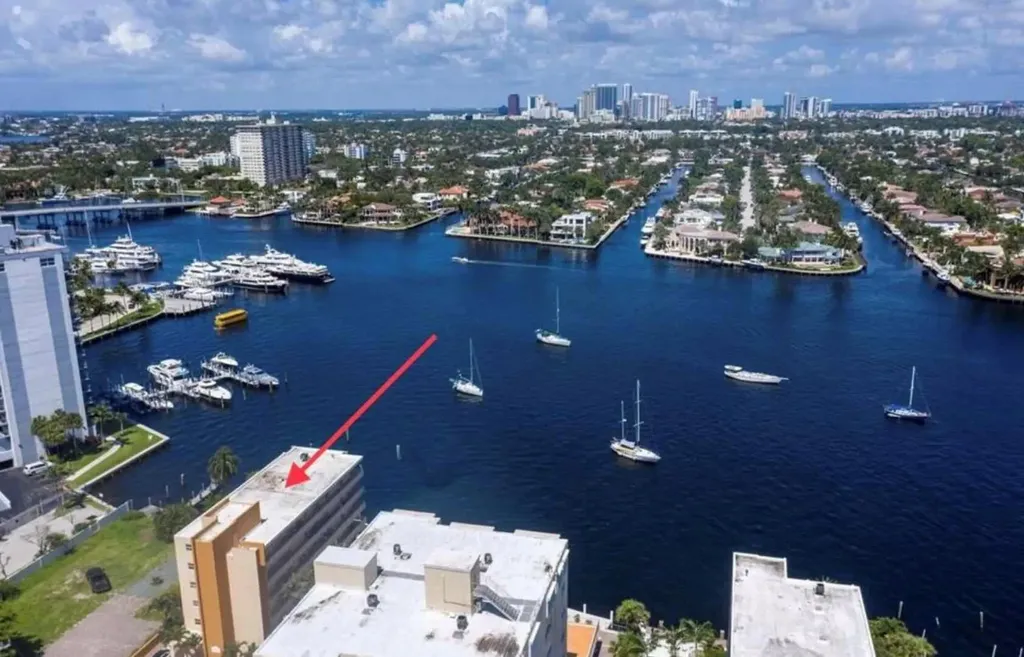 9 N Birch Road Fort Lauderdale FL 33304