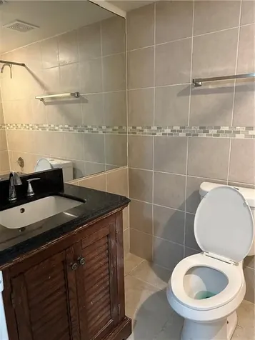 3680 Inverrary Drive Lauderhill FL 33319