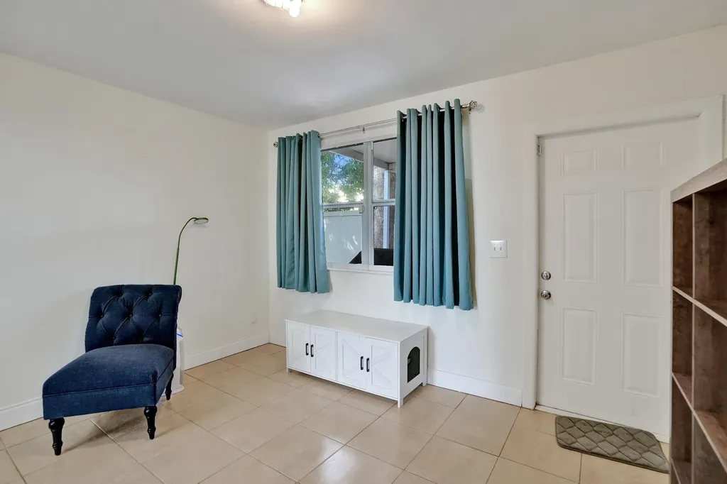 2461 NE 20th Avenue Lighthouse Point FL 33064