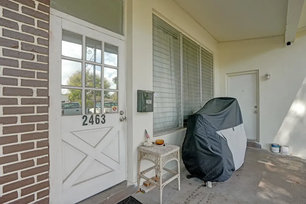 2461 NE 20th Avenue Lighthouse Point FL 33064