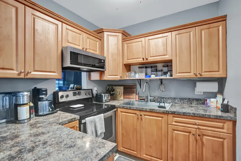 2461 NE 20th Avenue Lighthouse Point FL 33064