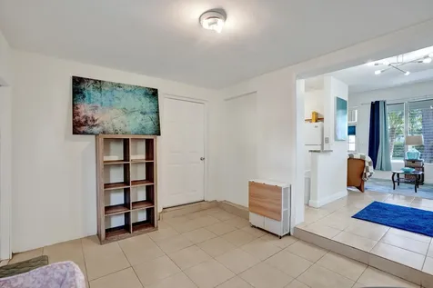 2461 NE 20th Avenue Lighthouse Point FL 33064