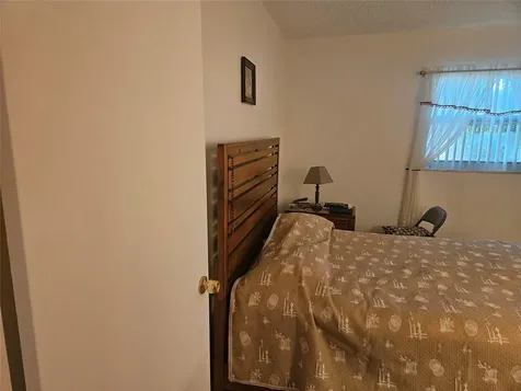 959 SE 2nd Avenue Deerfield Beach FL 33441