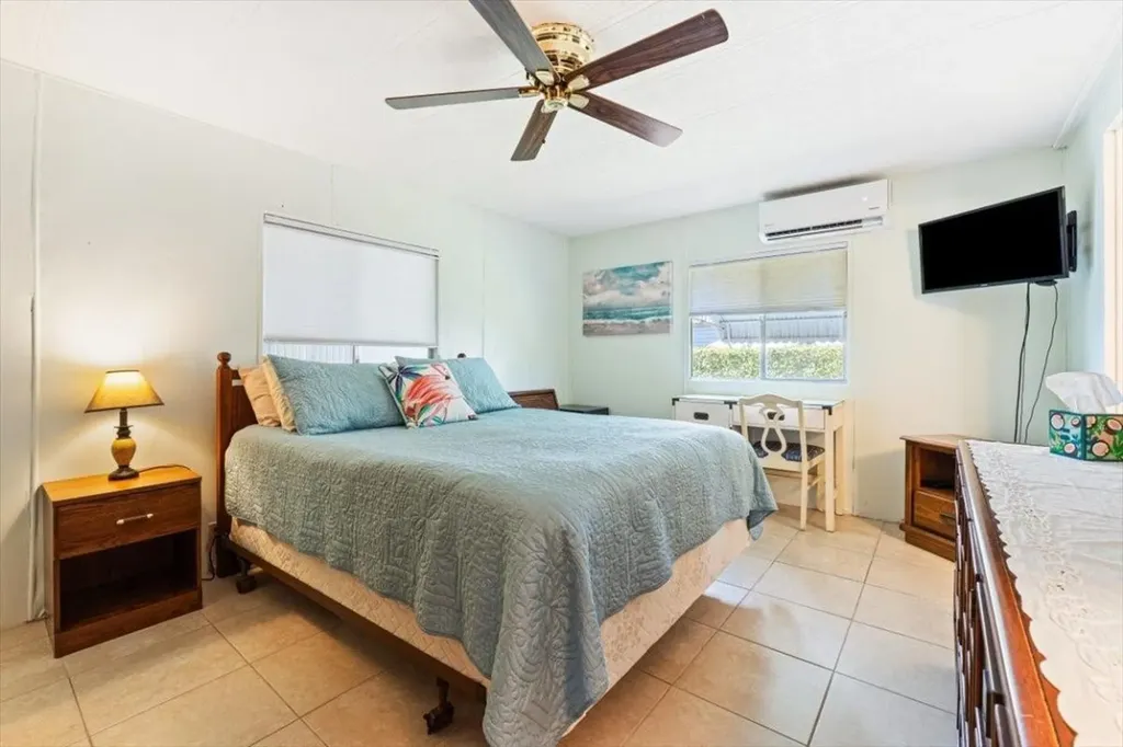 5389 NW 3rd Avenue Deerfield Beach FL 33064