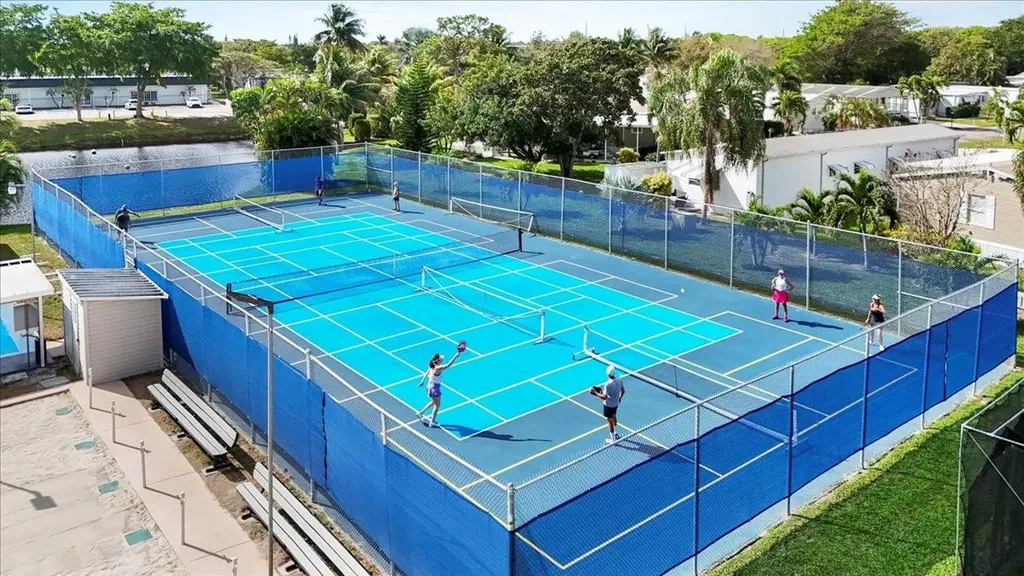5389 NW 3rd Avenue Deerfield Beach FL 33064
