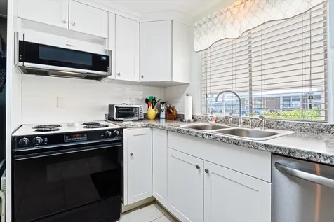 5389 NW 3rd Avenue Deerfield Beach FL 33064