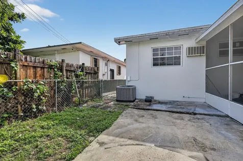 269 NE 110th Terrace Miami FL 33161