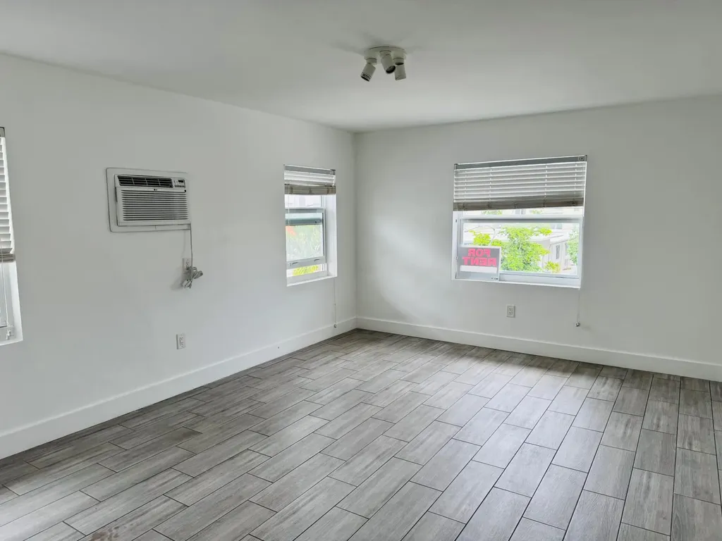 7910 Abbott Avenue Miami Beach FL 33141