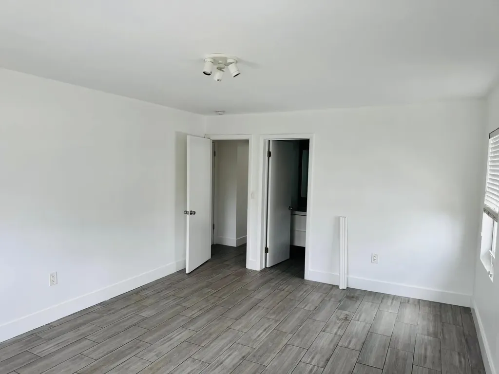 7910 Abbott Avenue Miami Beach FL 33141