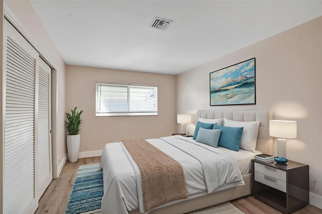 2160 NE 44th Court Lighthouse Point FL 33064