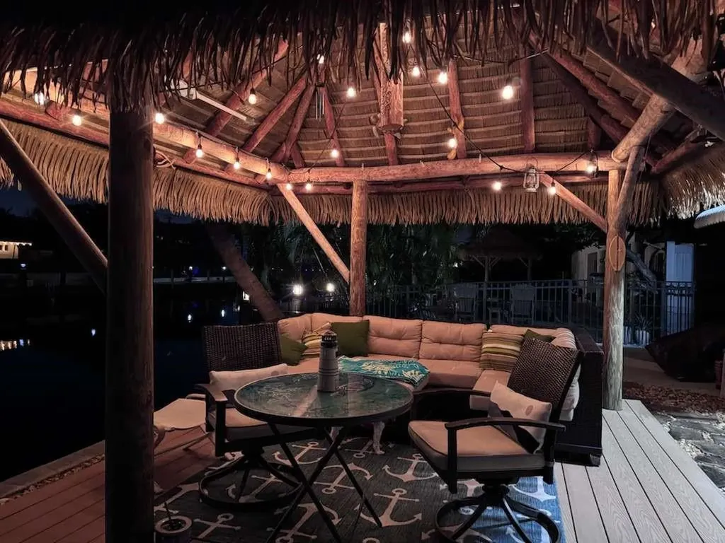 2160 NE 44th Court Lighthouse Point FL 33064
