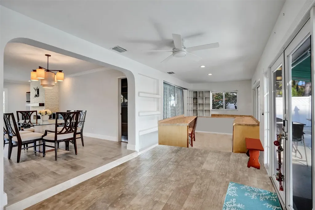 2160 NE 44th Court Lighthouse Point FL 33064