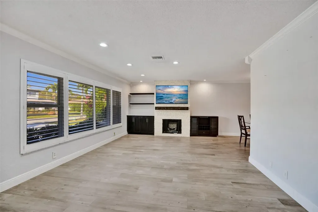 2160 NE 44th Court Lighthouse Point FL 33064