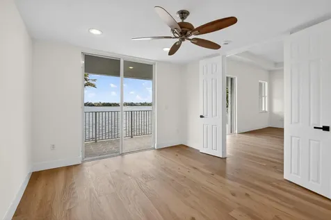 1071 SW 171st Terrace Pembroke Pines FL 33027