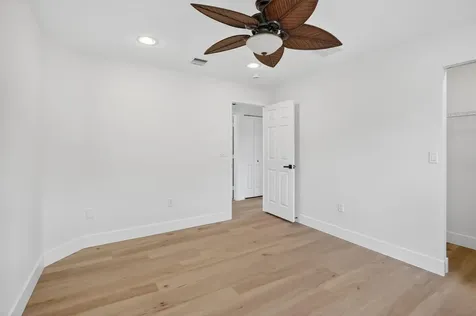 1071 SW 171st Terrace Pembroke Pines FL 33027