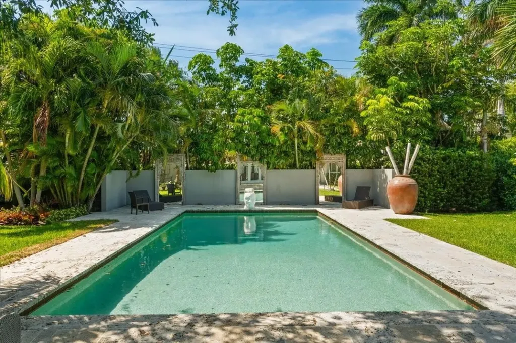 1635 Seabreeze Boulevard Fort Lauderdale FL 33316