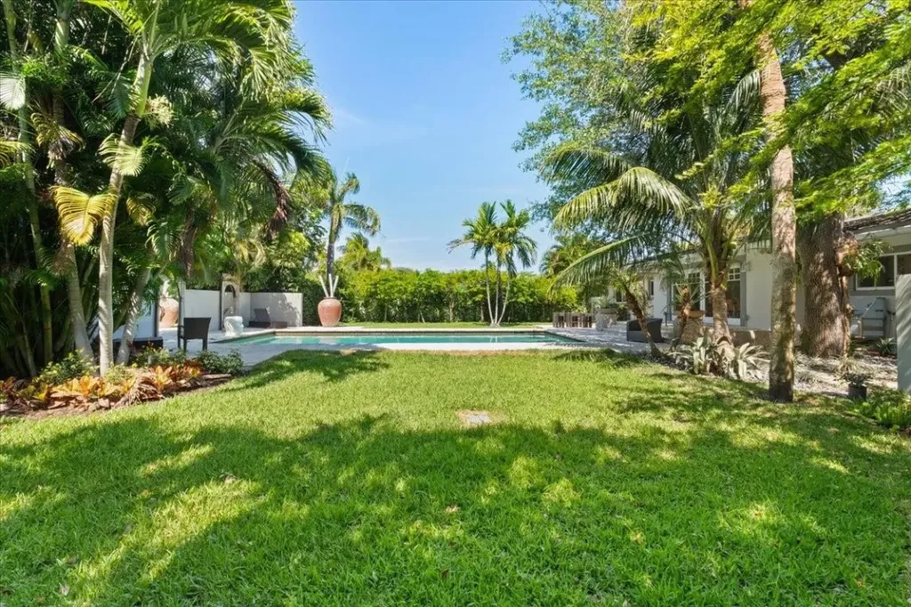 1635 Seabreeze Boulevard Fort Lauderdale FL 33316
