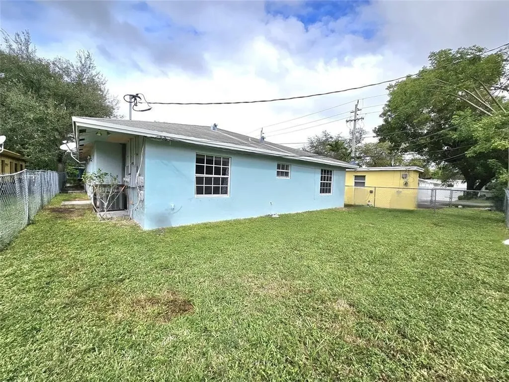 1204 NW 3rd Street Fort Lauderdale FL 33311