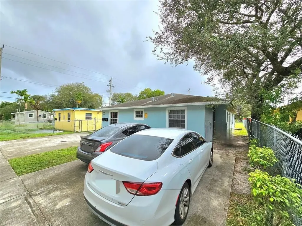 1204 NW 3rd Street Fort Lauderdale FL 33311