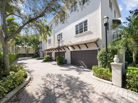 510 SE 7th Street Fort Lauderdale FL 33301