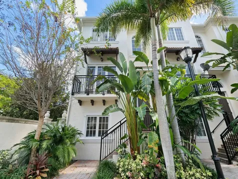 510 SE 7th Street Fort Lauderdale FL 33301