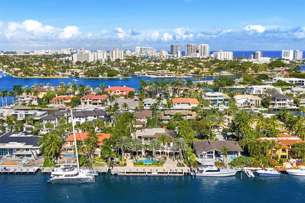 2430 Del Lago Drive Fort Lauderdale FL 33316