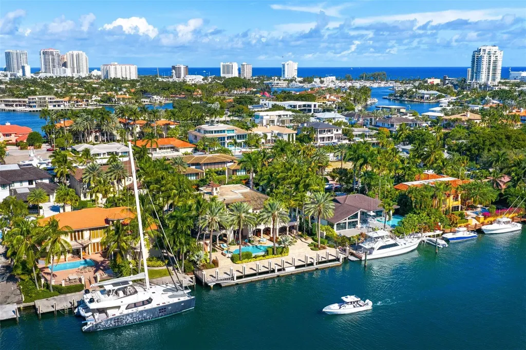 2430 Del Lago Drive Fort Lauderdale FL 33316