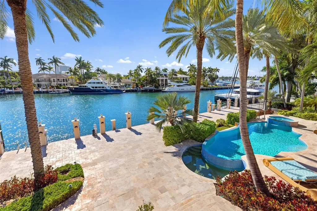 2430 Del Lago Drive Fort Lauderdale FL 33316