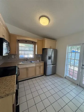 19783 NW 64th Place Hialeah FL 33015