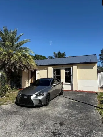 19783 NW 64th Place Hialeah FL 33015