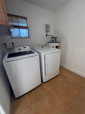 19783 NW 64th Place Hialeah FL 33015