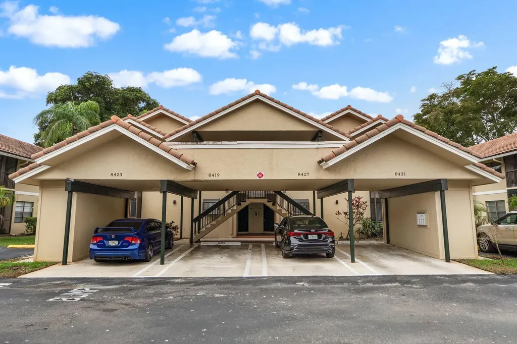 8427 Shadow Court Coral Springs FL 33071