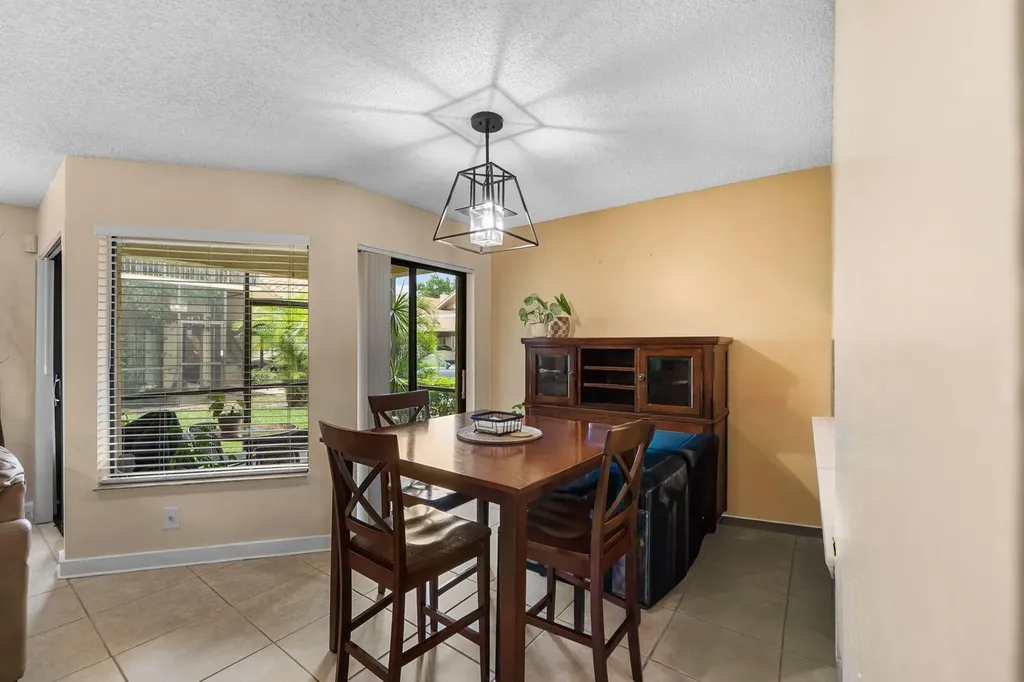 8427 Shadow Court Coral Springs FL 33071