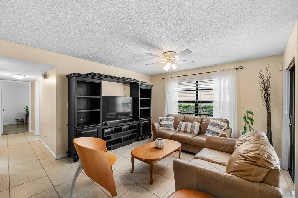 8427 Shadow Court Coral Springs FL 33071