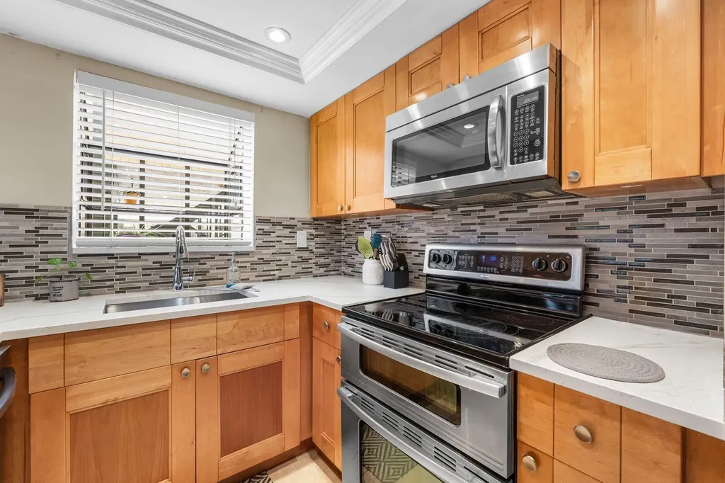 8427 Shadow Court Coral Springs FL 33071