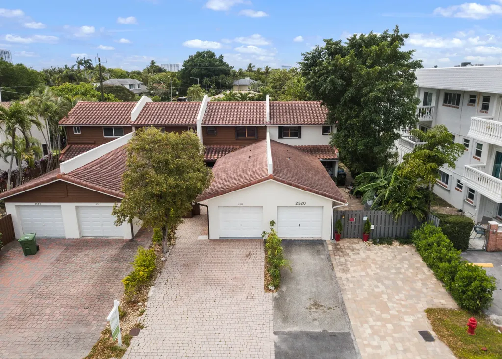 2522 NE 9th Street Fort Lauderdale FL 33304