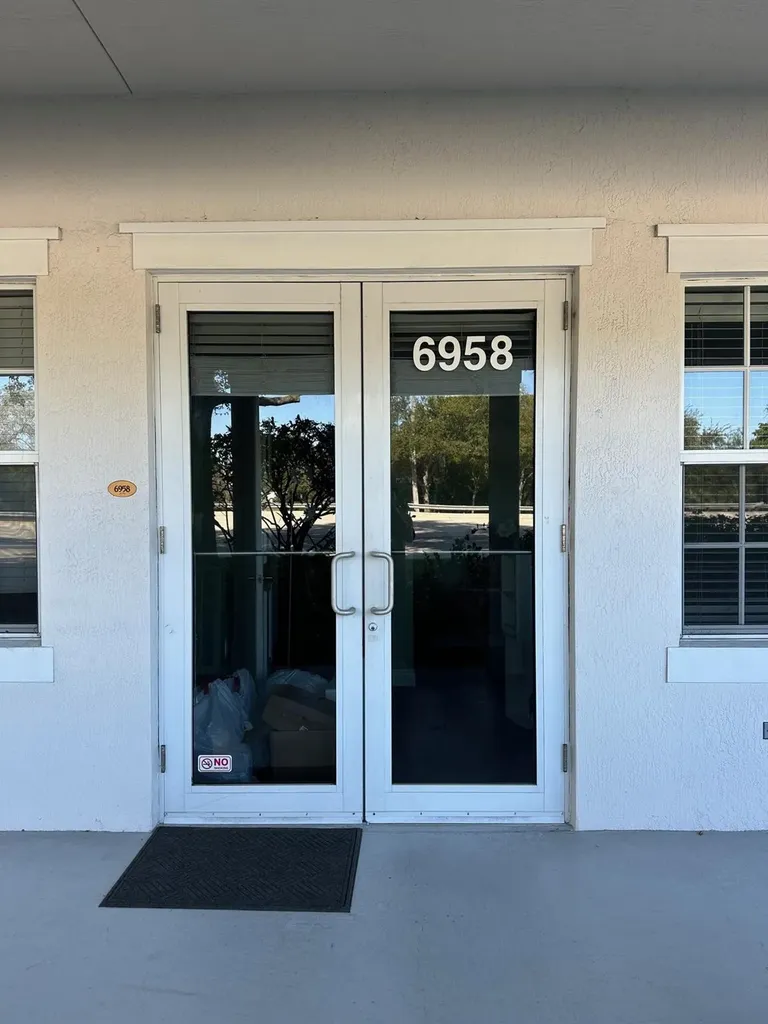 6958 Griffin Road Davie FL 33314
