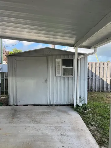 10885 SE Federal Highway Hobe Sound FL 33455