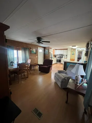 10885 SE Federal Highway Hobe Sound FL 33455