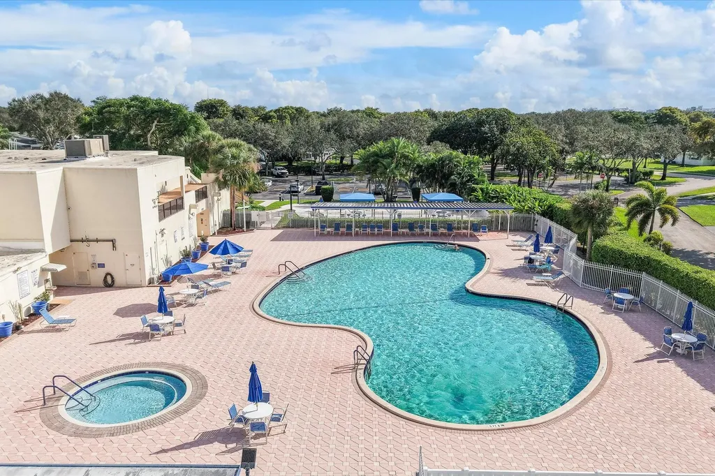 1540 NW 85th Avenue Plantation FL 33322